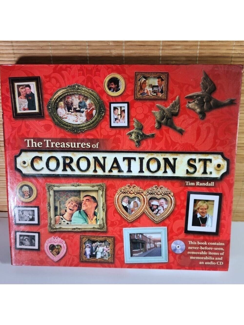 The Treasures of Coronation Street Tim Randall Removable Memorabilia & Audio CD